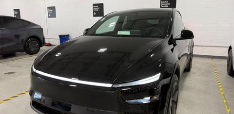 Tesla Model Y 2026