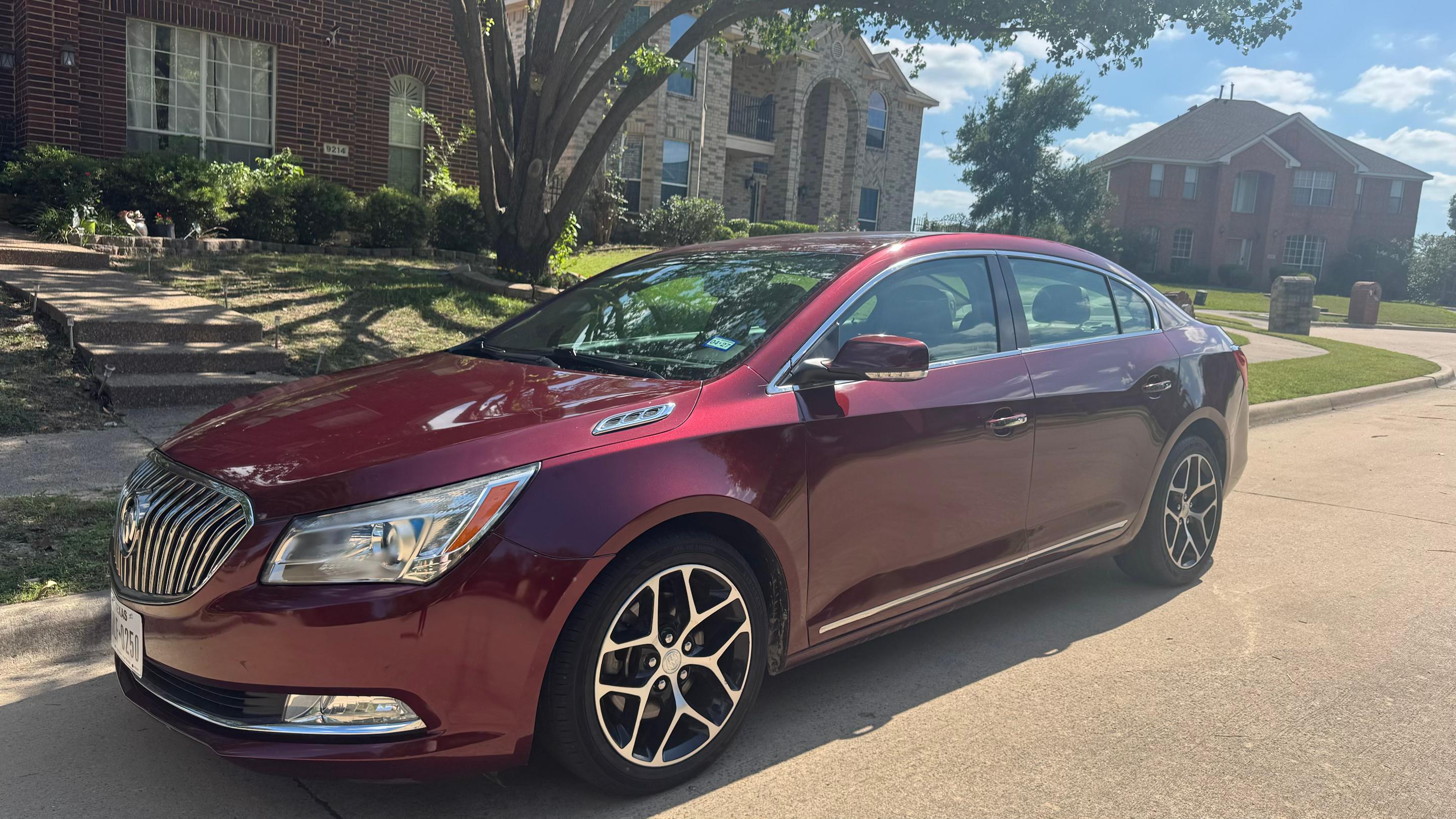 Buick LaCrosse 2016 in Rowlett, TX