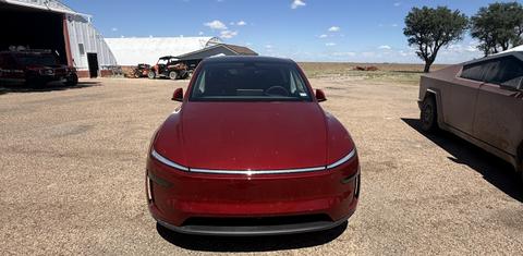 Tesla Model Y 2026