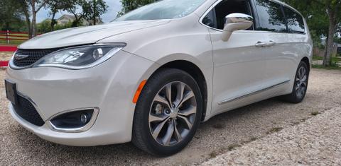 Chrysler Pacifica 2017