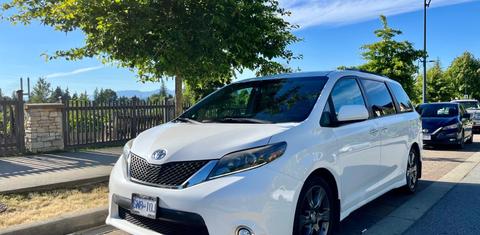 Toyota Sienna 2015