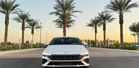 Hyundai Elantra 2025