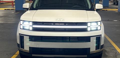 Hyundai Santa Fe Hybrid 2025