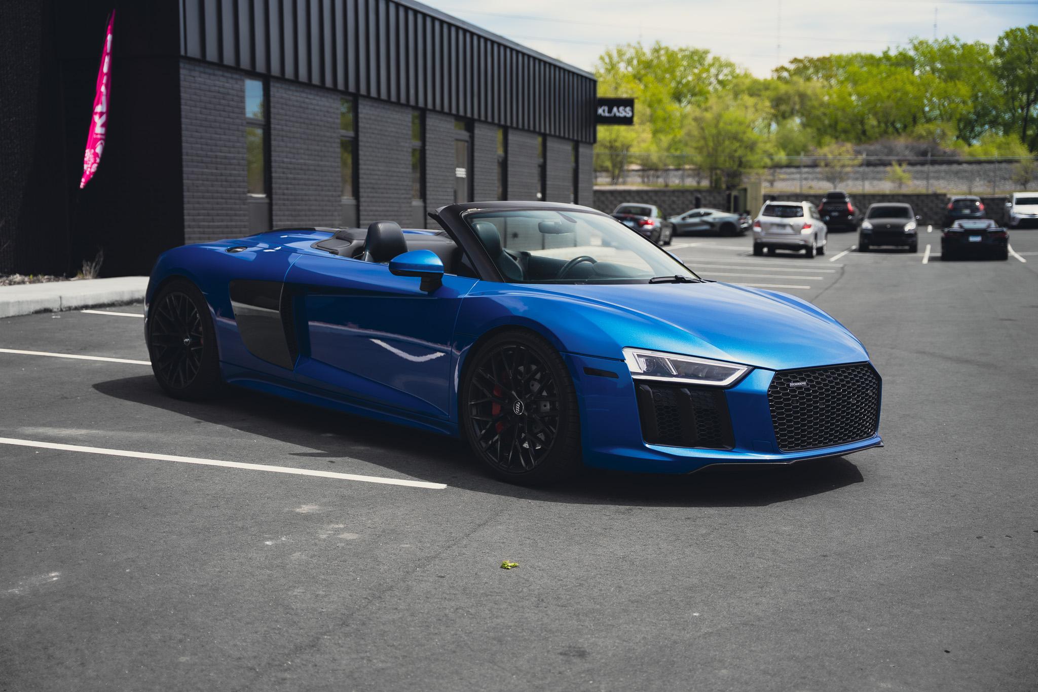 Audi R8 Spyder 2017 in St. Louis Park, MN