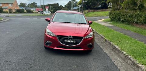 Mazda MAZDA3 2015