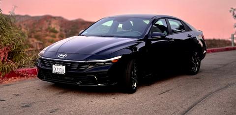 Hyundai Elantra 2025