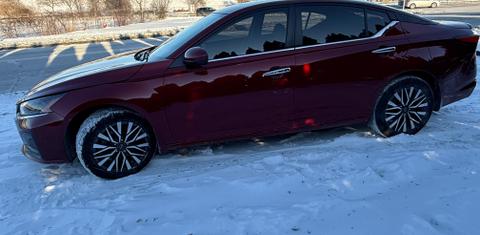 Nissan Altima 2023