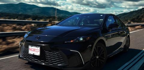 Toyota Camry Hybrid 2025