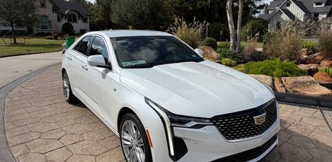 Cadillac CT4 2025
