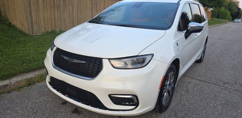 Chrysler Pacifica 2023