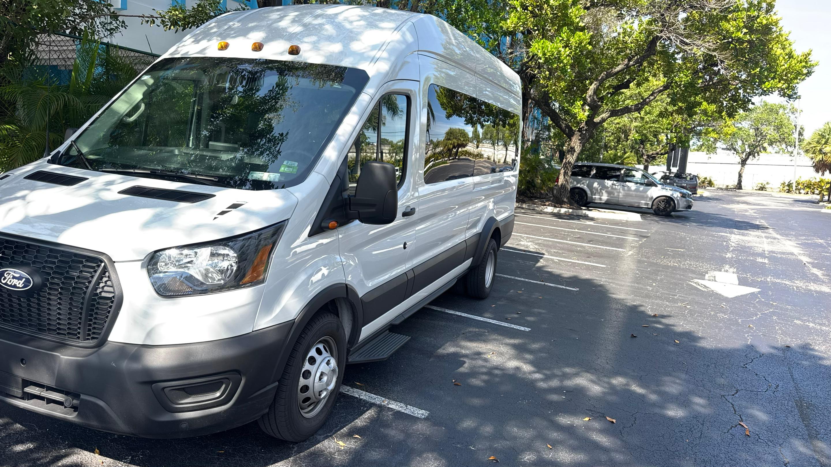 Ford Transit 2026 in Hollywood, FL