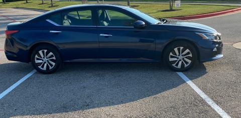 Nissan Altima 2021