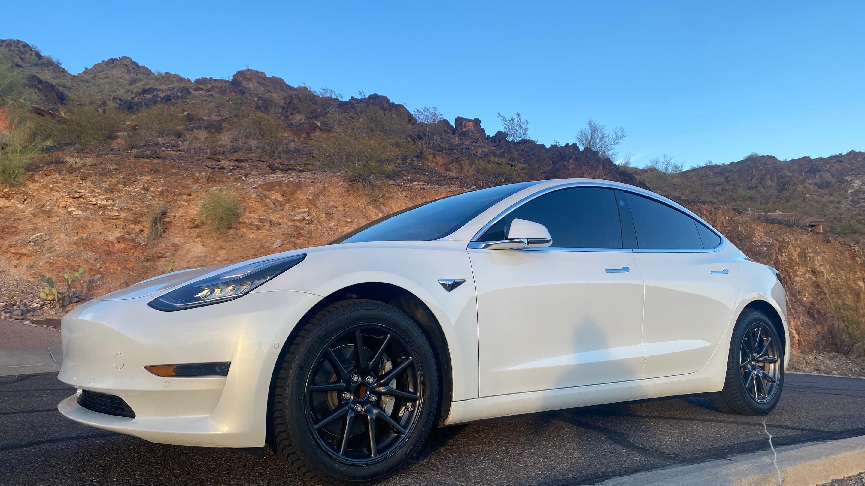Tesla Model 3 2020 in 
