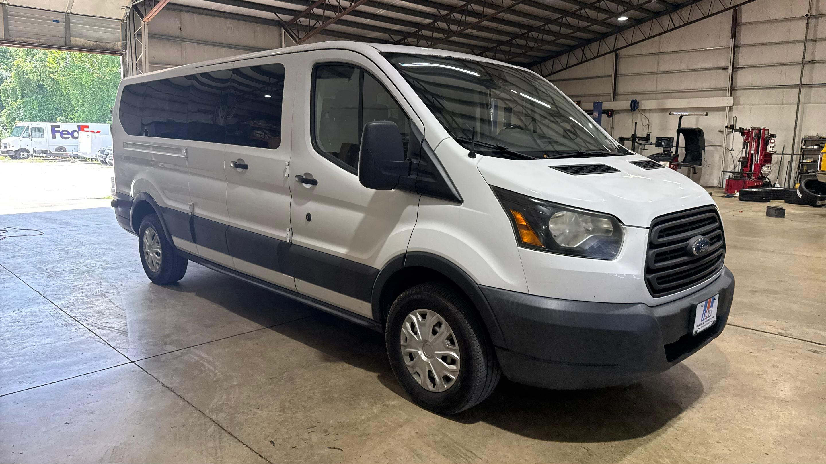 Ford Transit 2016 in Lake Saint Louis, MO