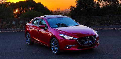 Mazda MAZDA3 2018