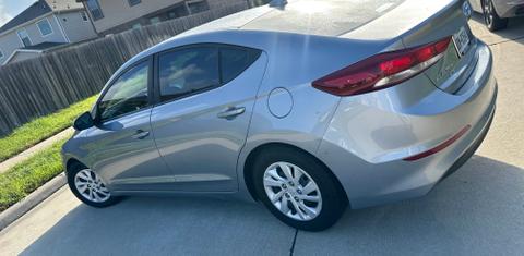 Hyundai Elantra 2017