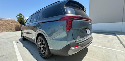 Kia Carnival 2025