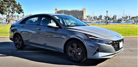 Hyundai Elantra 2021