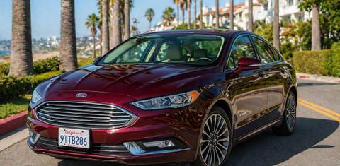 Ford Fusion Hybrid 2017