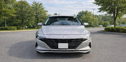 Hyundai Elantra 2021