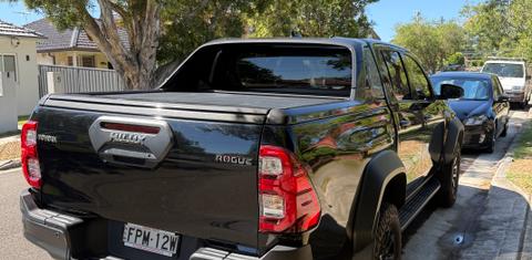 Toyota HILUX 2023
