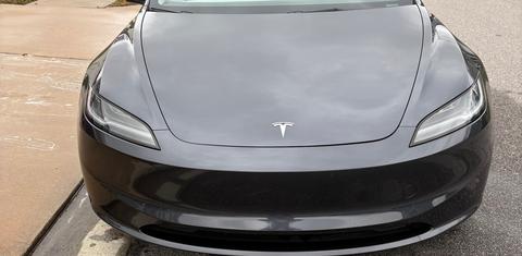 Tesla Model 3 2024