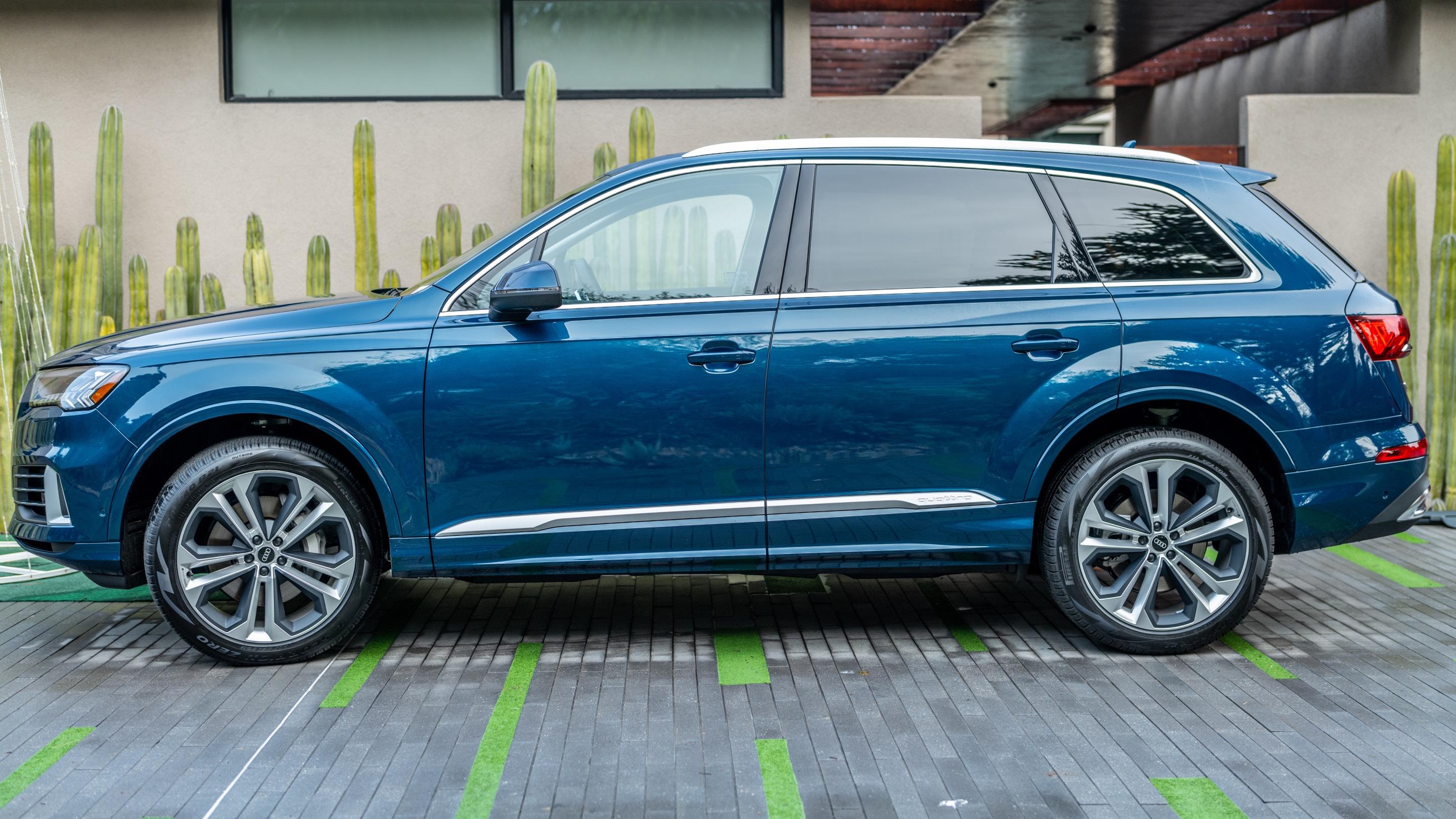 Audi Q7 2022 in 