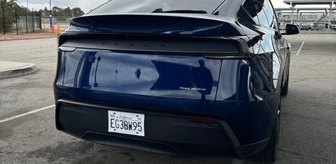 Tesla Model Y 2026