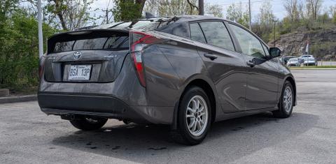 Toyota Prius 2017