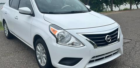 Nissan Versa 2019