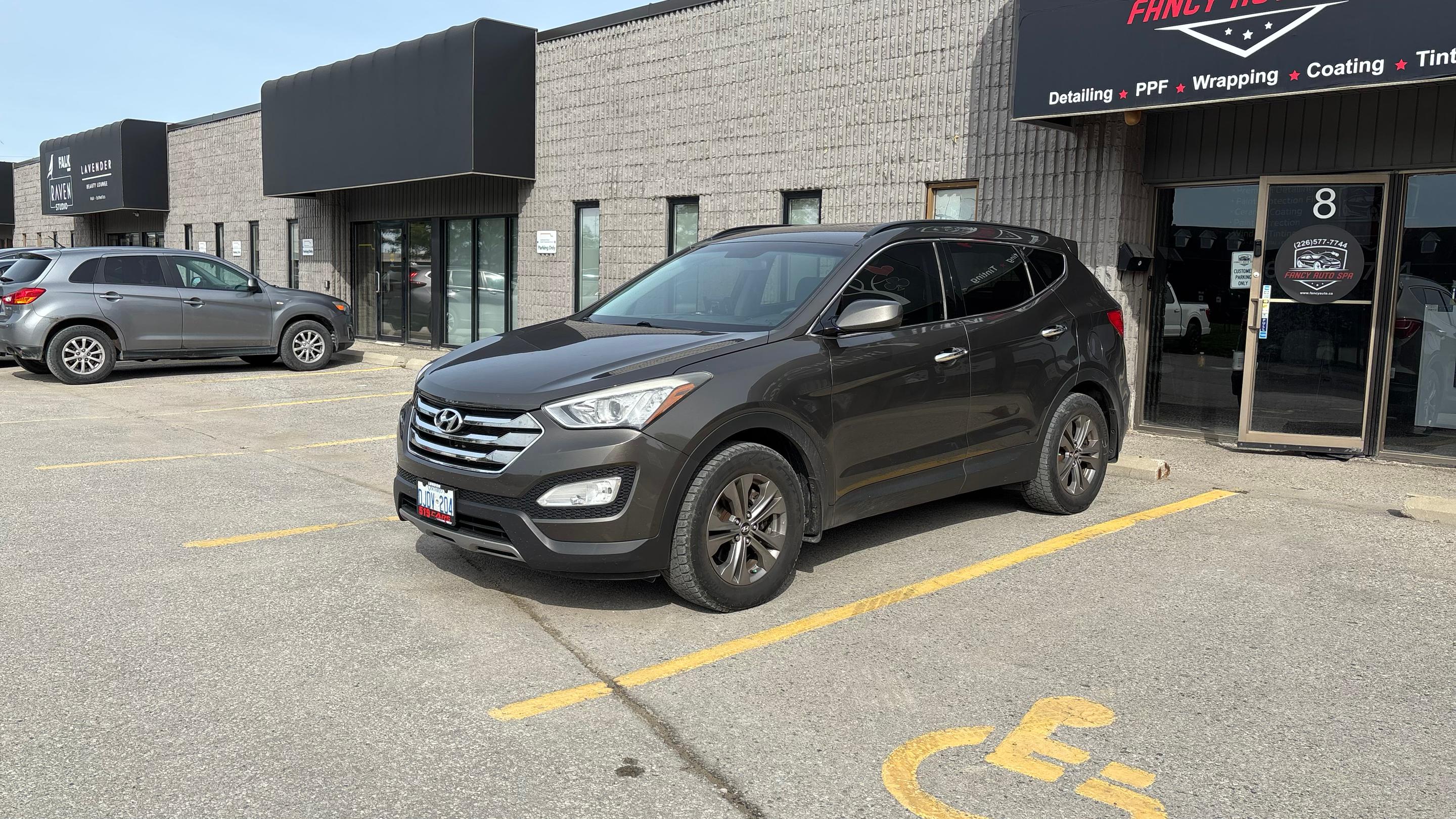 Hyundai Santa Fe Sport 2014 à London, ON