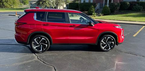 Mitsubishi Outlander 2024