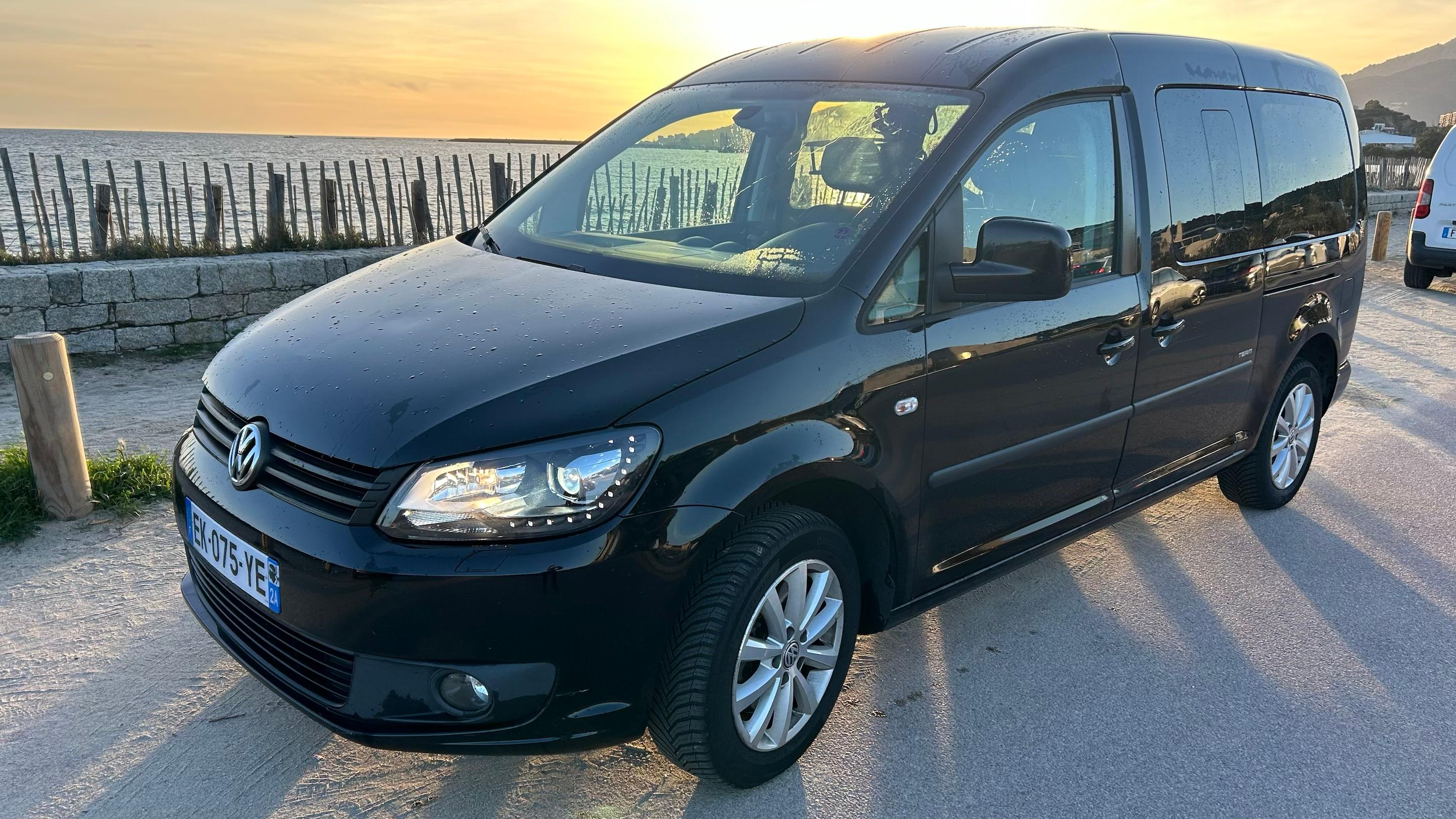 Volkswagen CADDY 2015 à Ajaccio