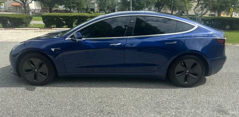 Tesla Model 3 2020