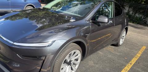Tesla Model Y 2026