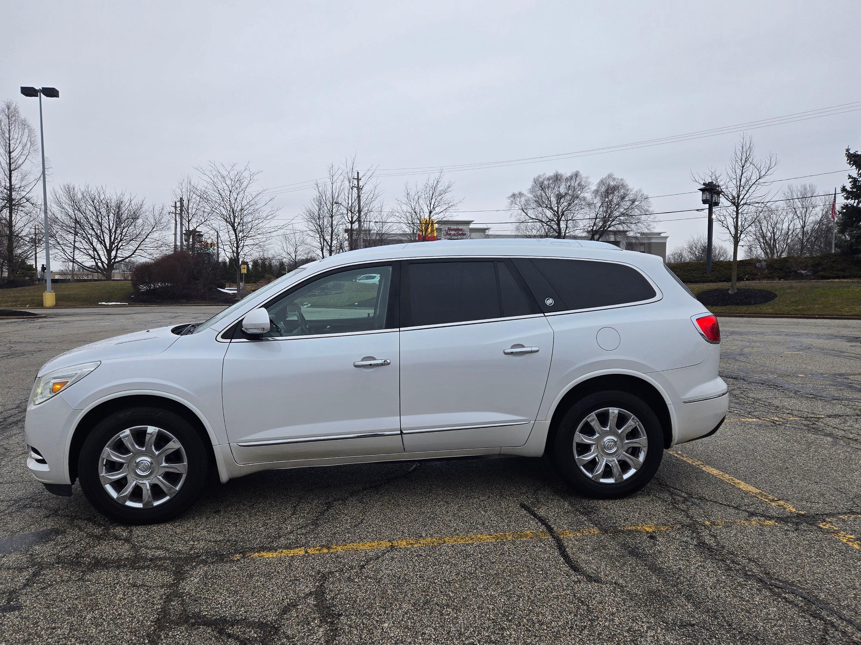 Buick Enclave 2017 in Oakwood Village, OH