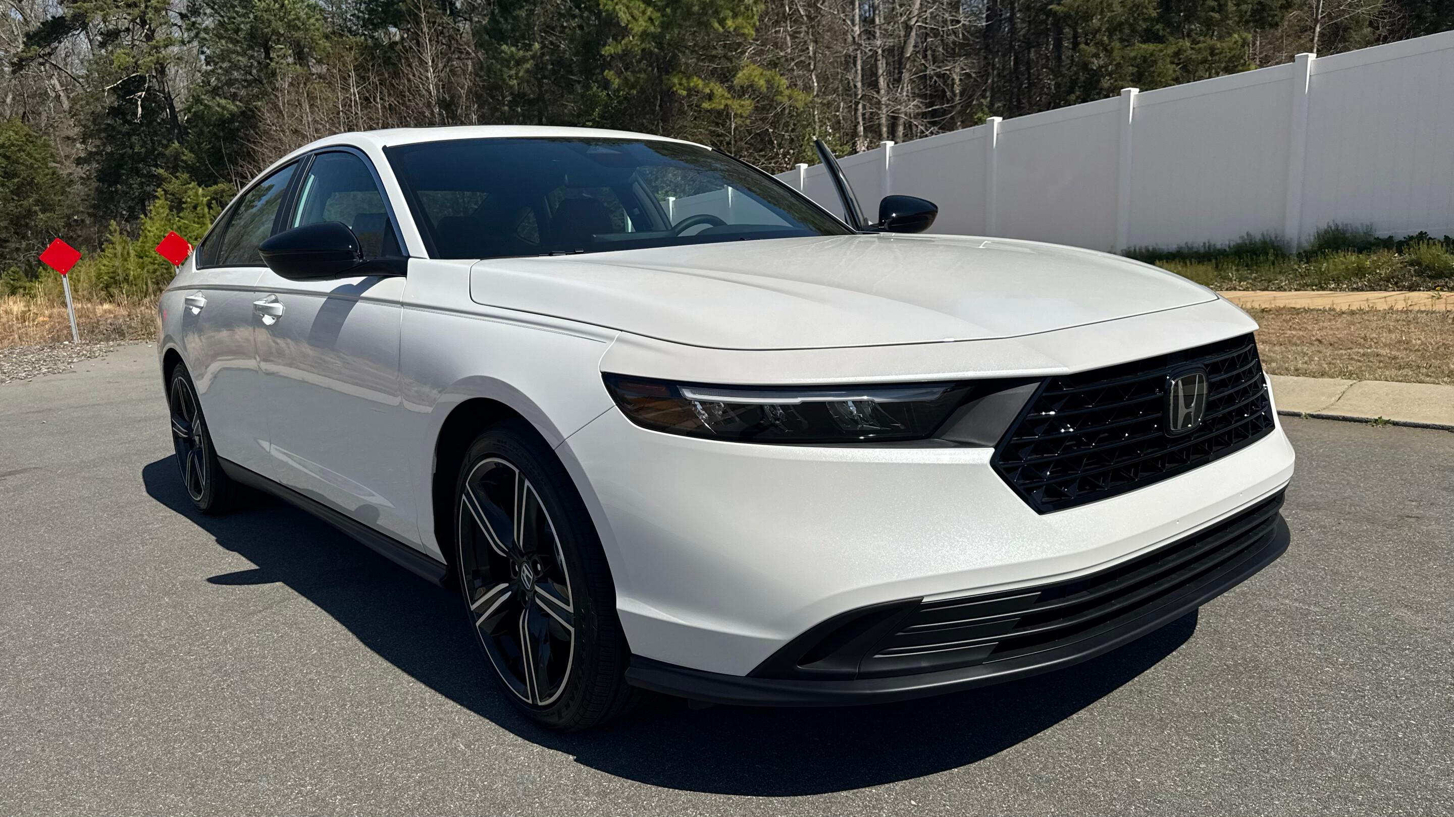 Honda Accord Hybrid 2025 in Charlotte, NC