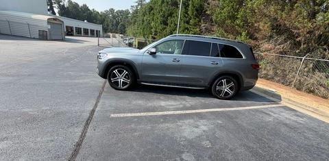 Mercedes-Benz GLS-Class 2023