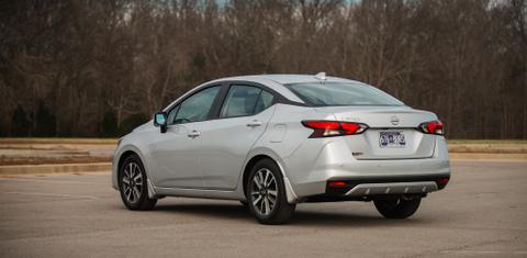 Nissan Versa 2025
