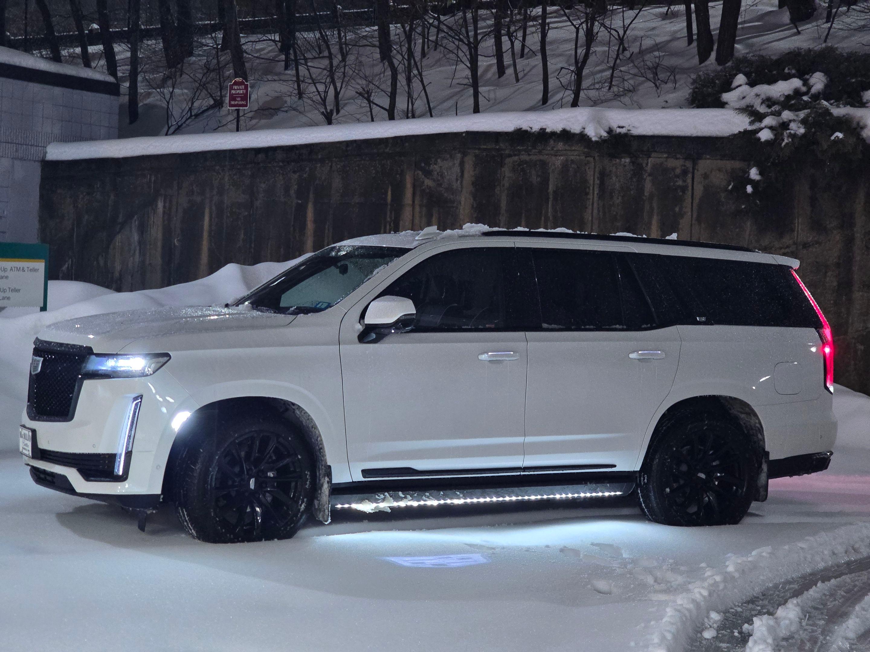 Cadillac Escalade 2024 in Hudson, NH