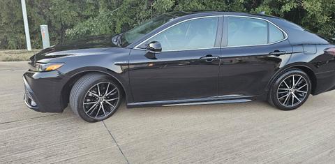Toyota Camry Hybrid 2021