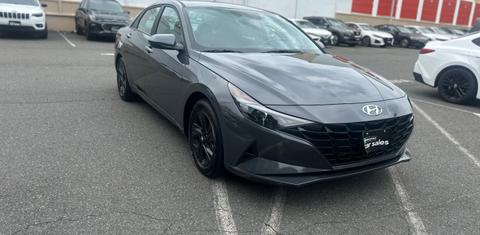 Hyundai Elantra 2023