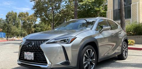 Lexus UX 2021