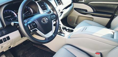 Toyota Highlander 2019