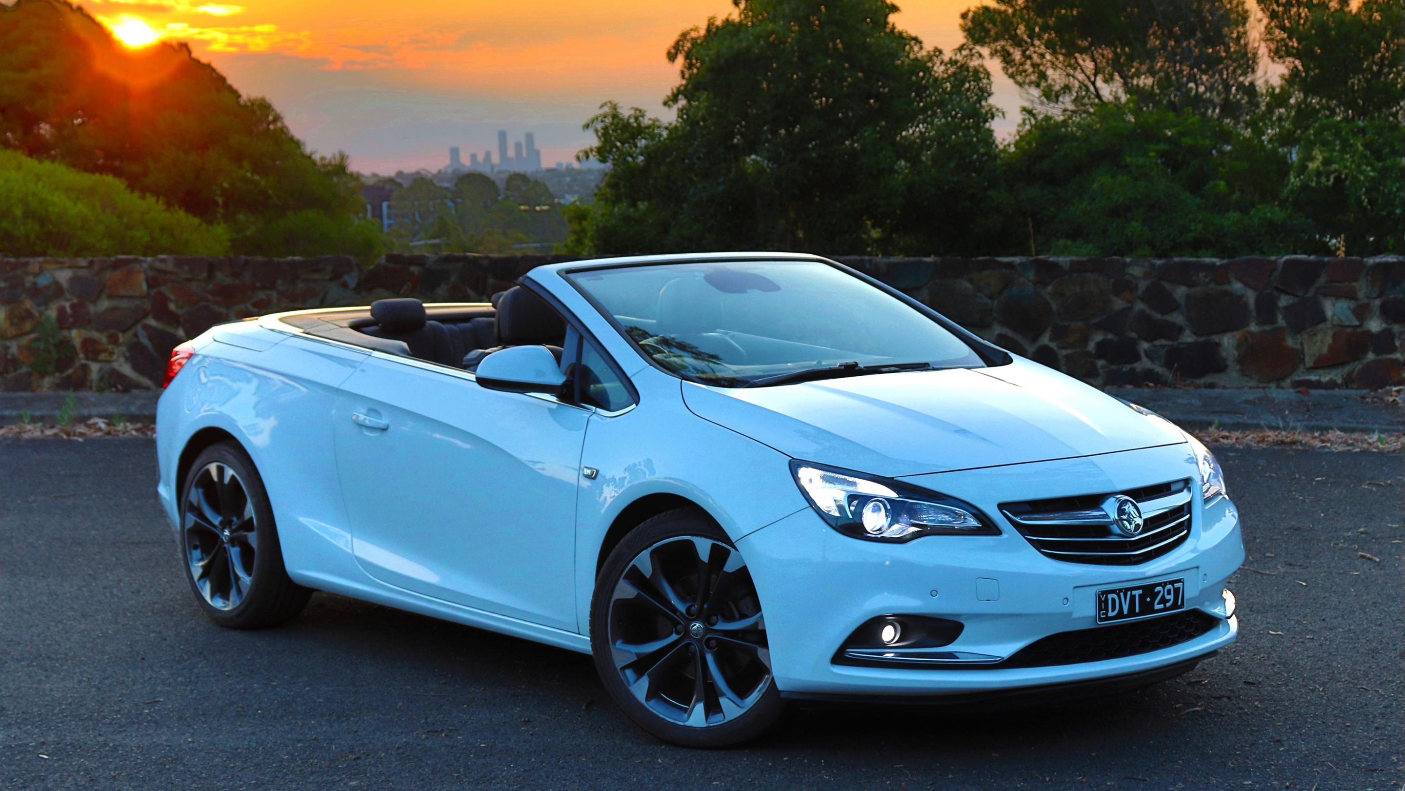 Holden CASCADA 2016 in 