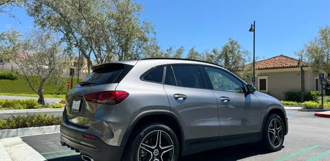 Mercedes-Benz GLA-Class 2021