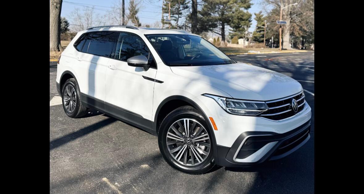 Volkswagen Tiguan 2024 in Philadelphia, PA