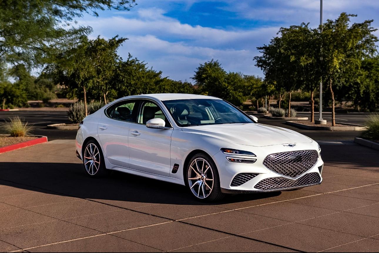 Genesis G70 2023 in Gilbert, AZ