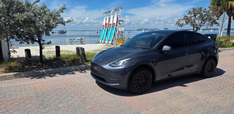 Tesla Model Y 2022