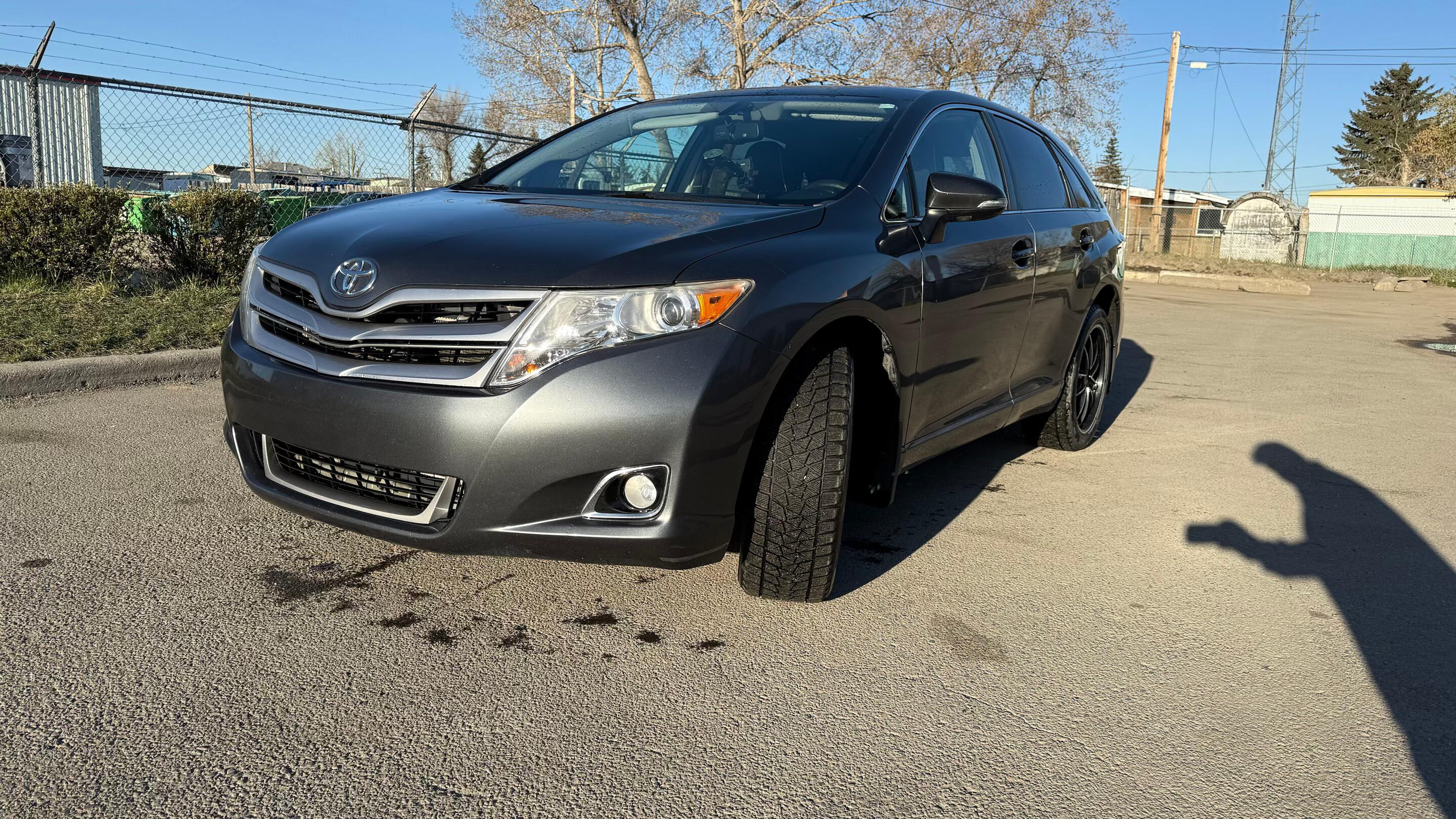 Toyota Venza 2016 à Calgary, AB
